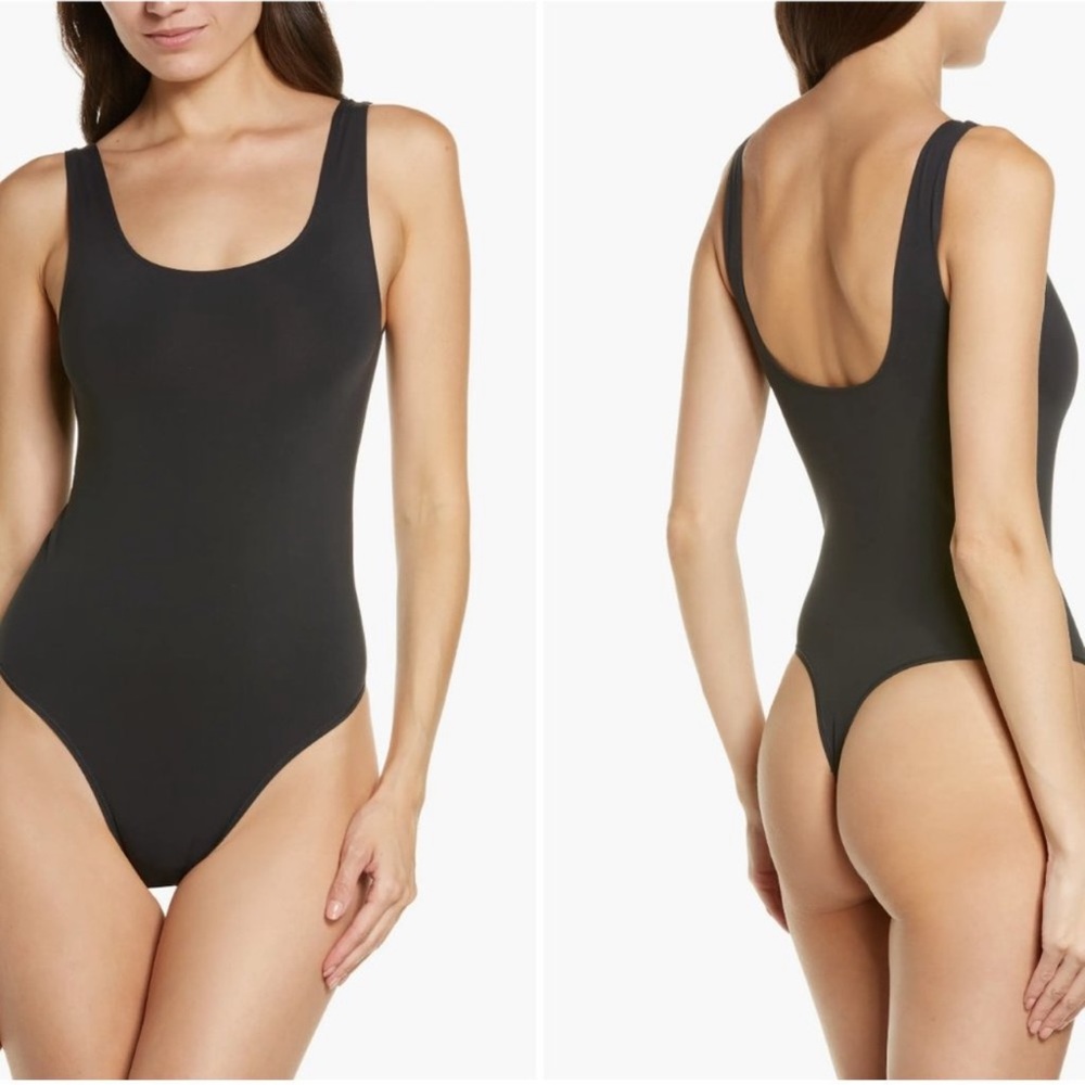 NWT SKIMS Soft Smoothing Thong Bodysuit in Eclipse
